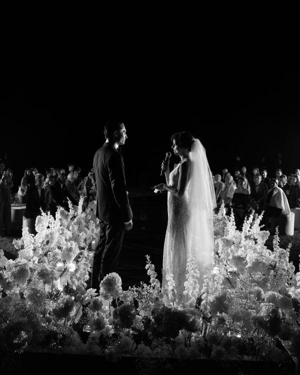 Дух современной классики, ткани в оформлении свадебного