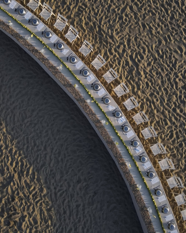 Серферский дух, морская церемония, вдохновленная пляжами Малибу,