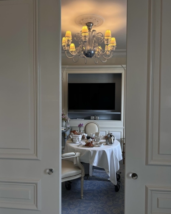 Предложение в новогоднюю ночь — да или нет?