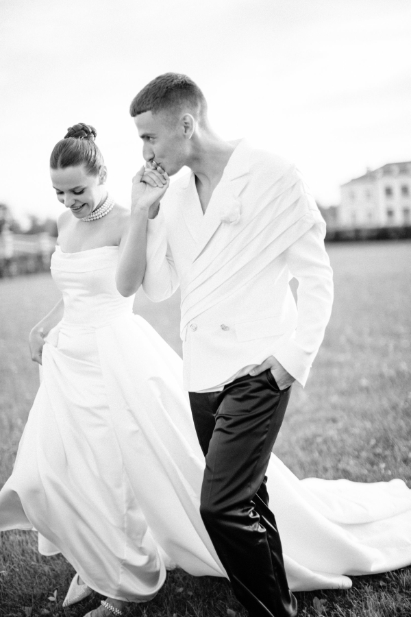 Эстетика Италии, декор из воздушных цветов и