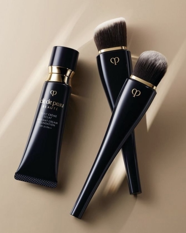 Ностальгия по 90-м и дерзкая роскошь. Как