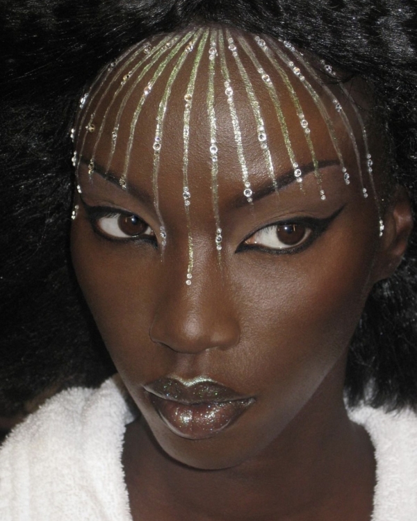 7 актуальных идей макияжа на Новый год