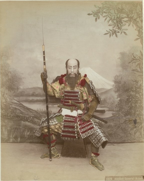 «Реальная любовь» в Bijou bar, сабраж на