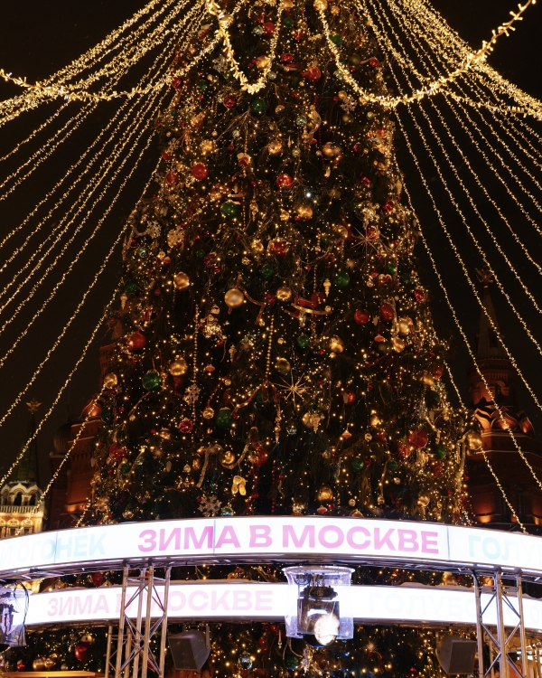 Зиме дорогу! Как прошло открытие предновогоднего фестиваля