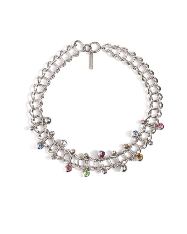 Добавим акцентов: 30 нарядных украшений, которые захочется