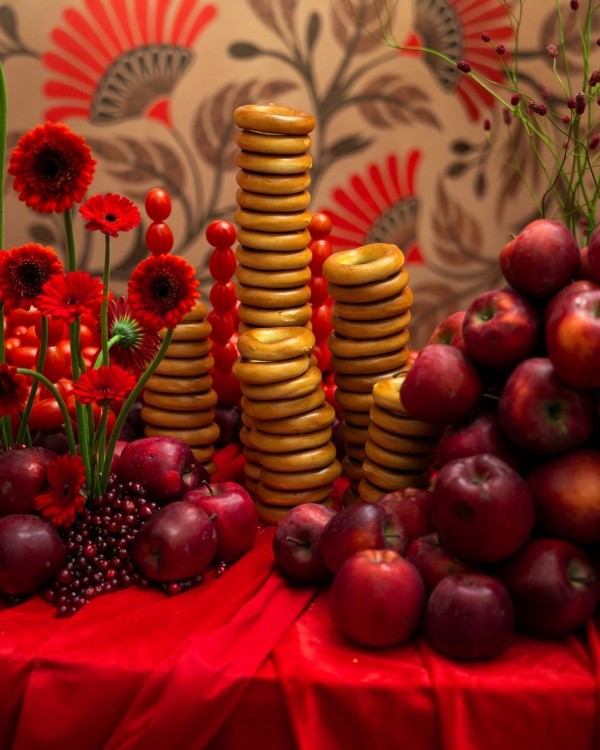 Тотальный красный, развалы урожая и лыковые косы: