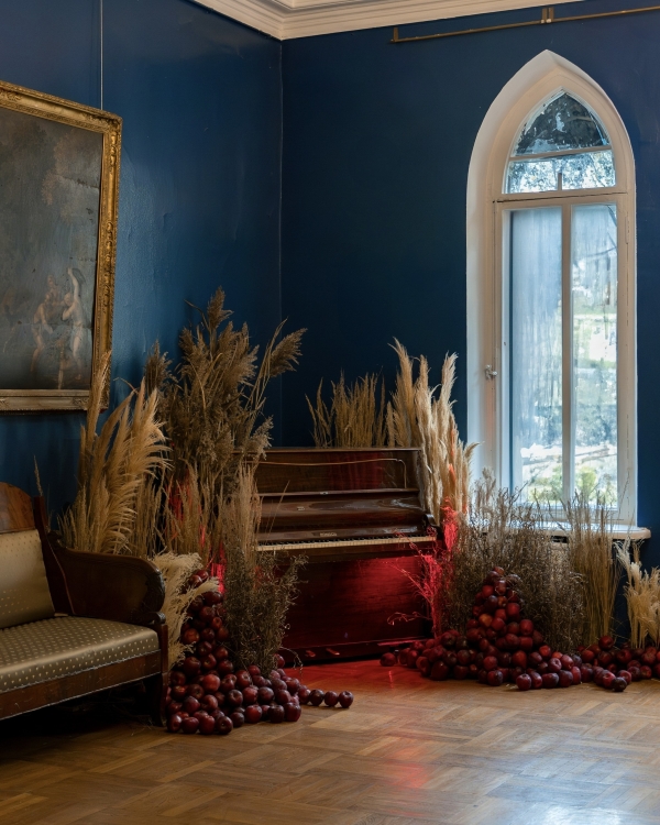 Тотальный красный, развалы урожая и лыковые косы: