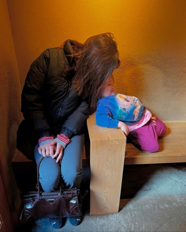 Редкие кадры: Эмили Ратаковски с подросшим сыном