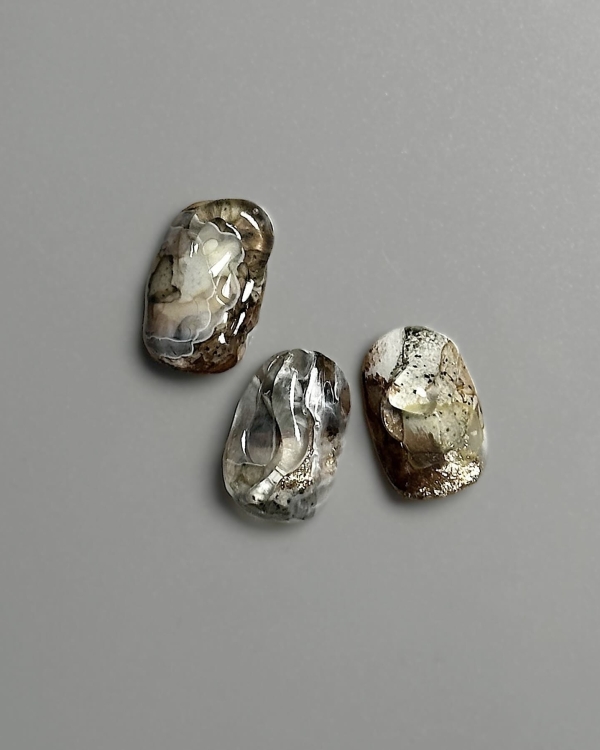 Маникюр на Новый год Зеленой Деревянной Змеи?