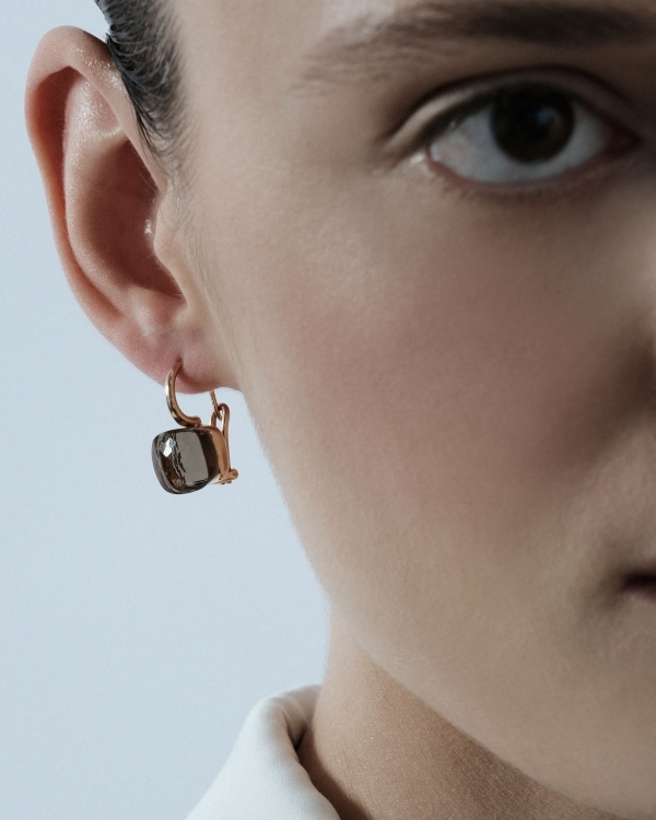 Mocha Mousse — цвет 2025 года по