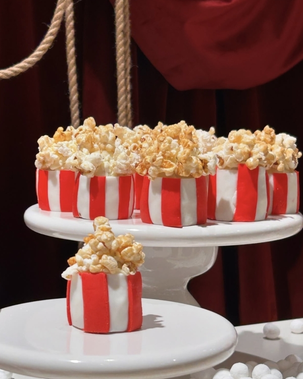 Какие сериалы смотреть на новогодние праздники?