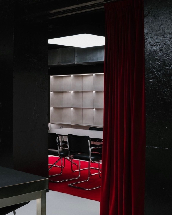 Танцуют все! Где устроить корпоратив для небольшой