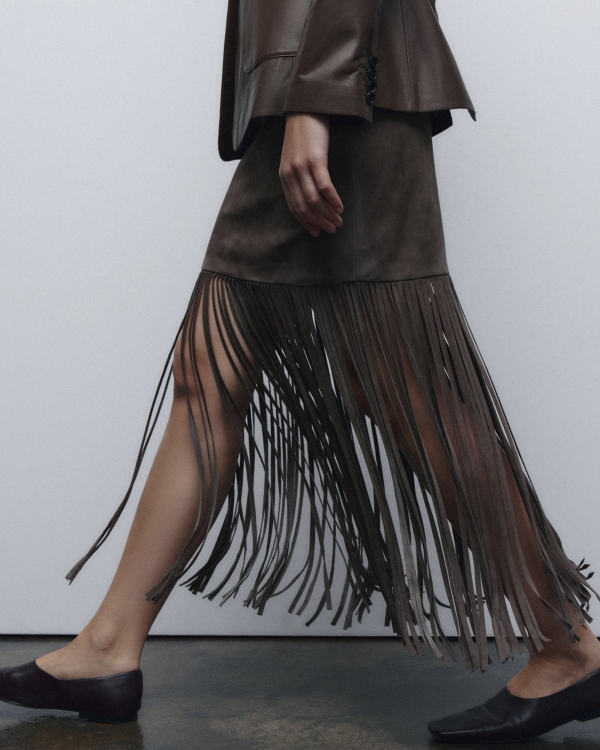 Как выглядеть стильно на новогоднем корпоративе 2025?