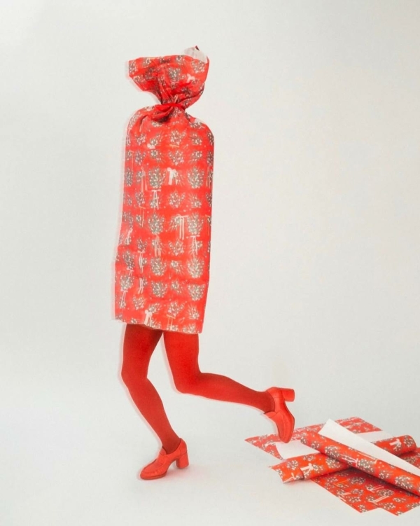 Где купить забавный новогодний свитер?