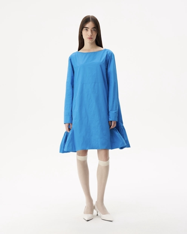 Как выглядеть стильно на новогоднем корпоративе 2025?