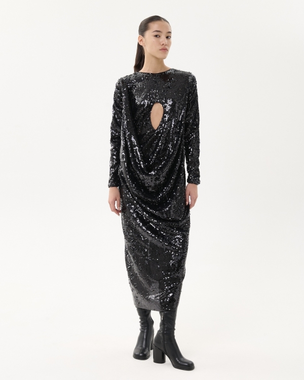 Без черного платья не обойтись. Выбираем идеальные