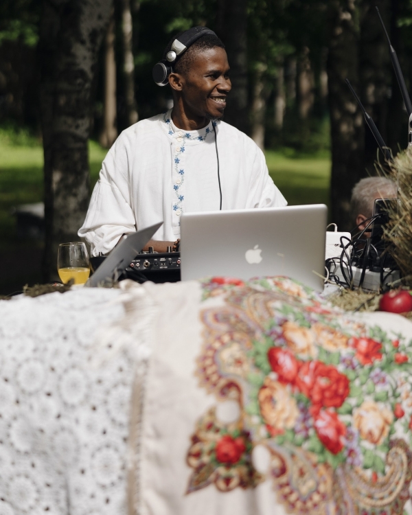 Как праздновать второй день свадьбы? С домашними