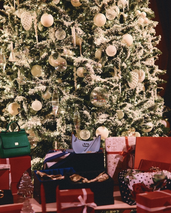 Как сцена Малого театра превратилась в подиум