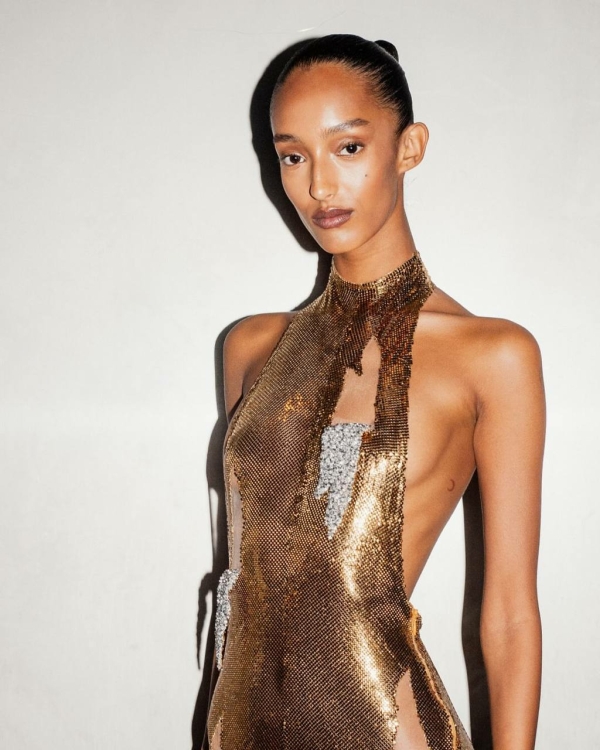 Какие цвета носить для привлечения денег, удачи