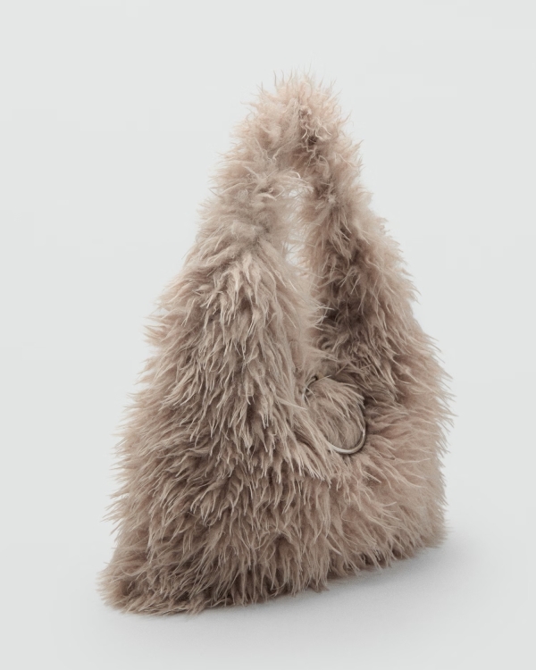 Идеальные для пуховика, красивые, большие. Это всё