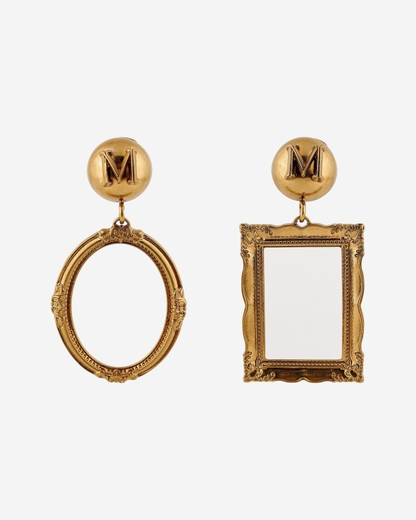 Золотой — еще один цвет Нового года