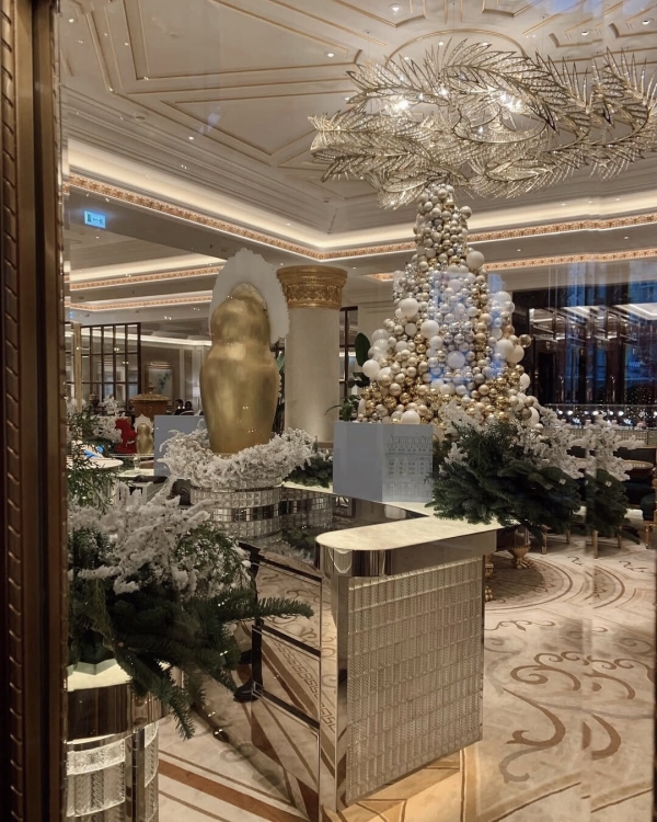 Новогодняя программа 2026 в лучших отелях Москвы