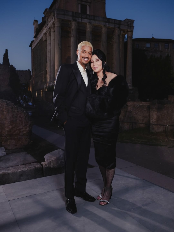 79-летняя Шер выходит замуж