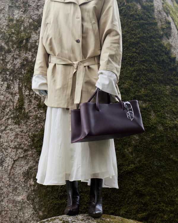 Идеальные для пуховика, красивые, большие. Это всё