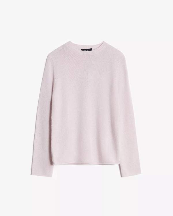 Не только белый: собираем гардероб в модных