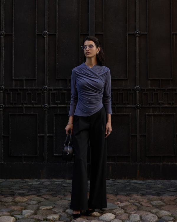 Не только белый: собираем гардероб в модных