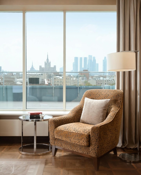 Новогодняя программа 2026 в лучших отелях Москвы