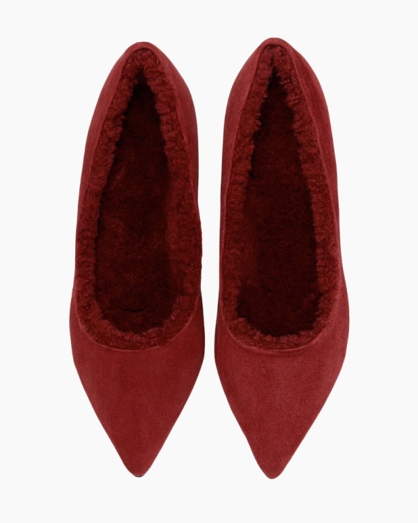 Не только белый: собираем гардероб в модных