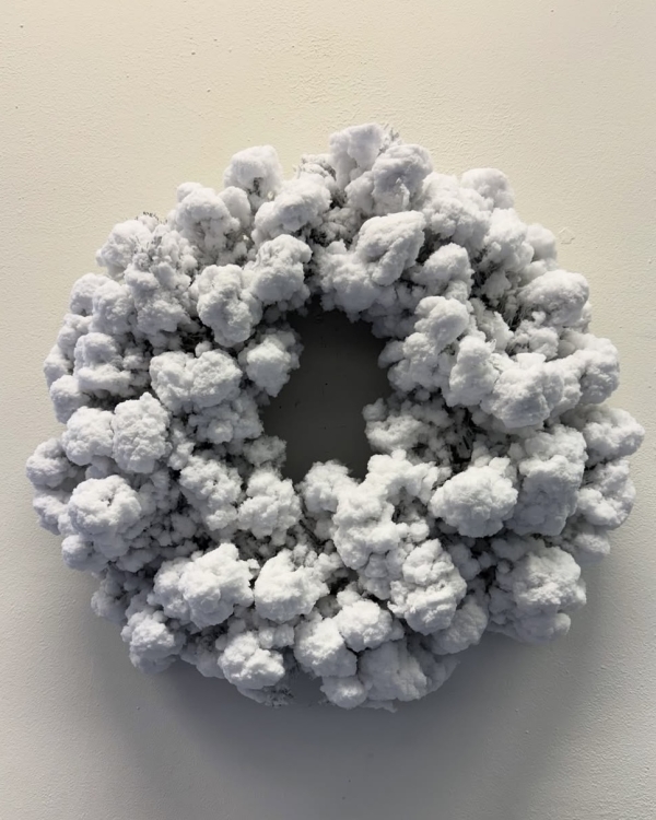 30 вдохновляющих референсов для новогоднего венка —