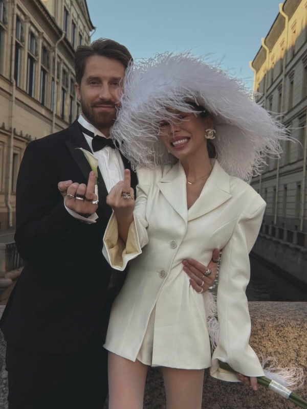 Стилист Гала Борзова вышла замуж