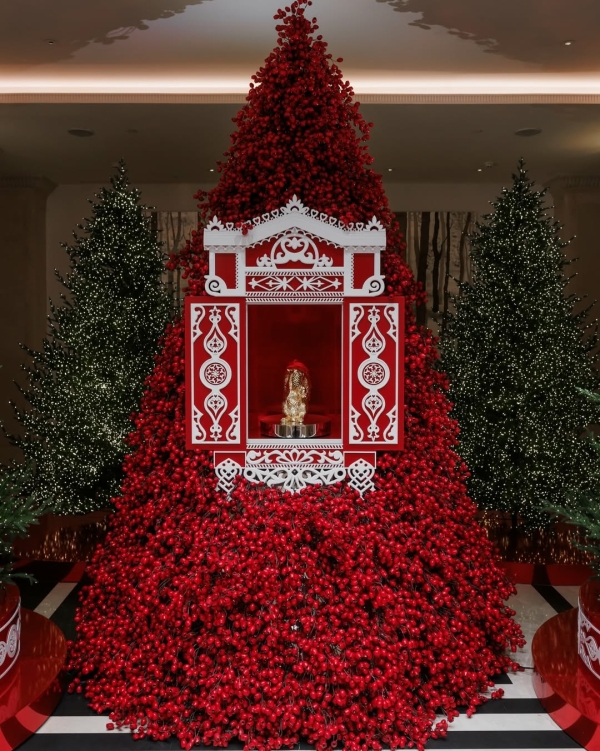Новогодняя программа 2026 в лучших отелях Москвы