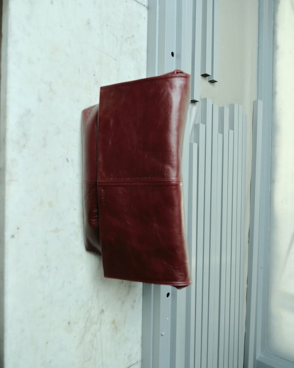 Идеальные для пуховика, красивые, большие. Это всё