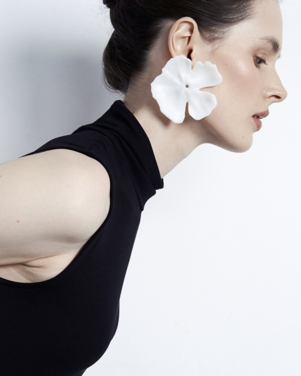 Как выглядеть дорого на корпоративе и новогодней