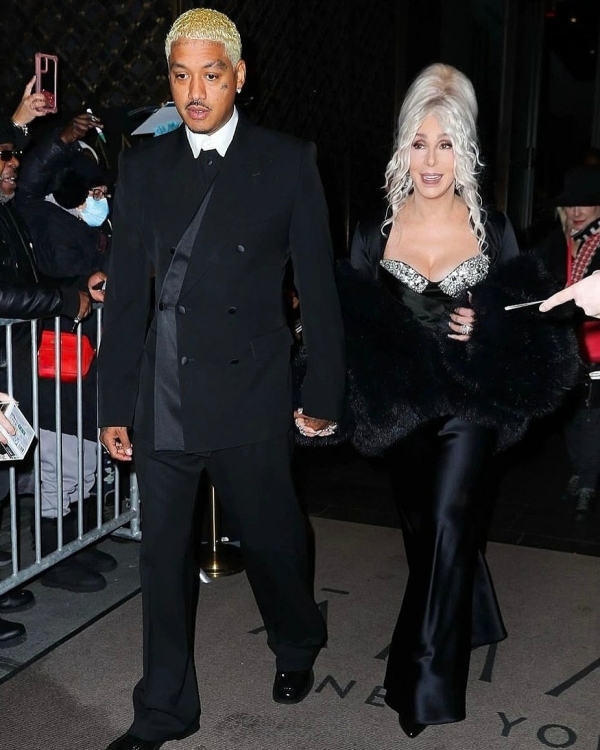 79-летняя Шер выходит замуж