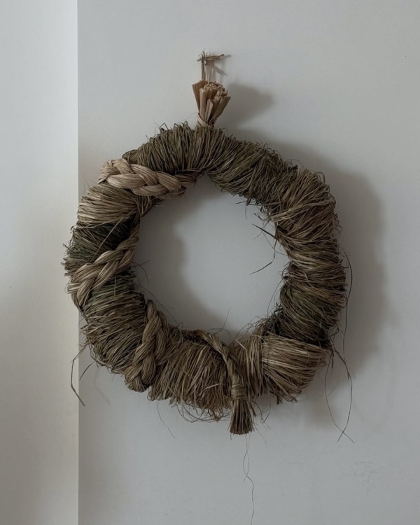 30 вдохновляющих референсов для новогоднего венка —