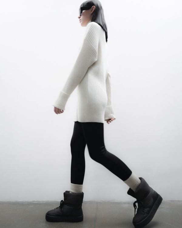 Дутая, похожая на чулки и ковбойская. Какую