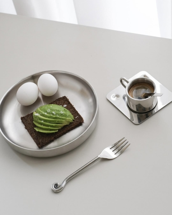 Лайфхаки для комфортного перелета: что взять с