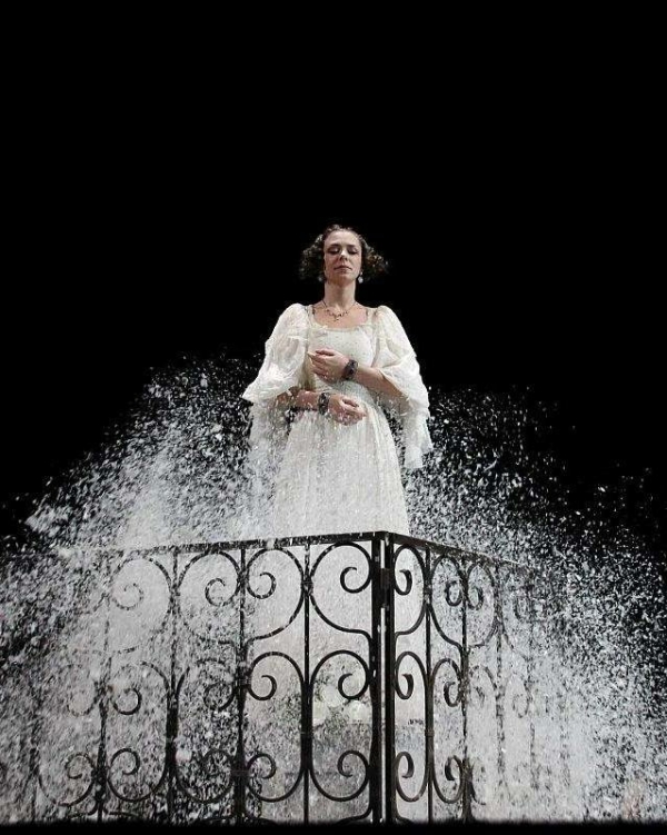 Не «Щелкунчиком» единым: 6 волшебных новогодних постановок