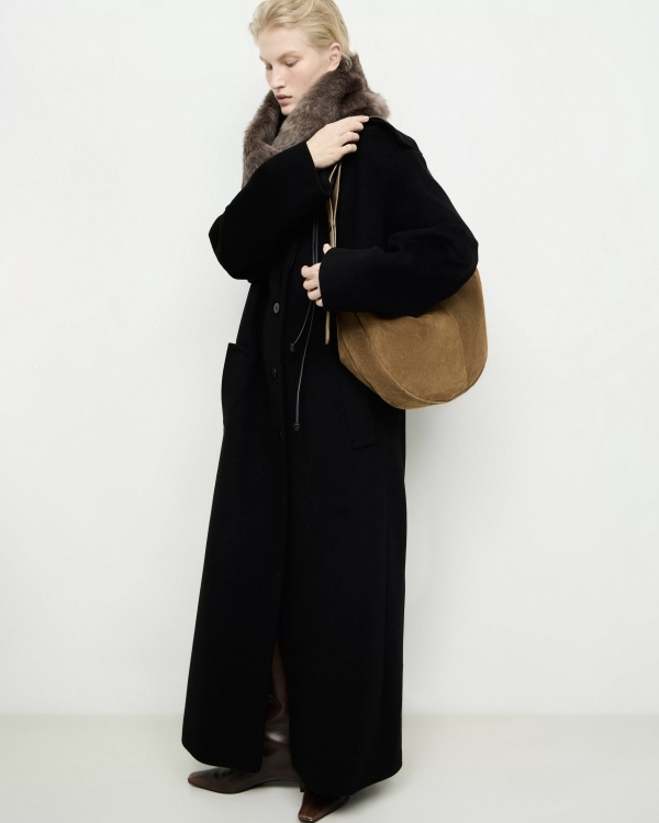 Идеальные для пуховика, красивые, большие. Это всё