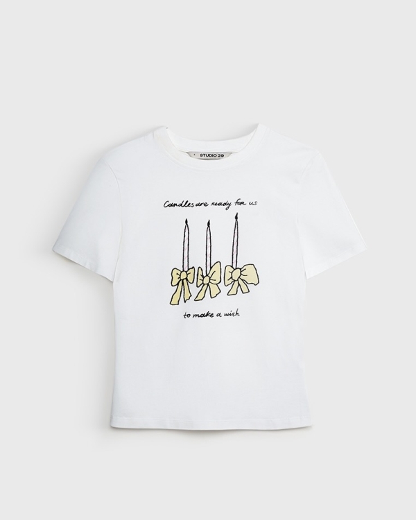 Пижамы, комбинации и даже корсеты. В чем