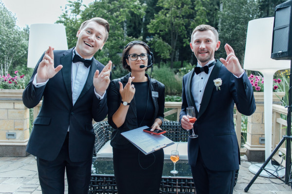 Свадьба в белоснежно-лавандовых оттенках