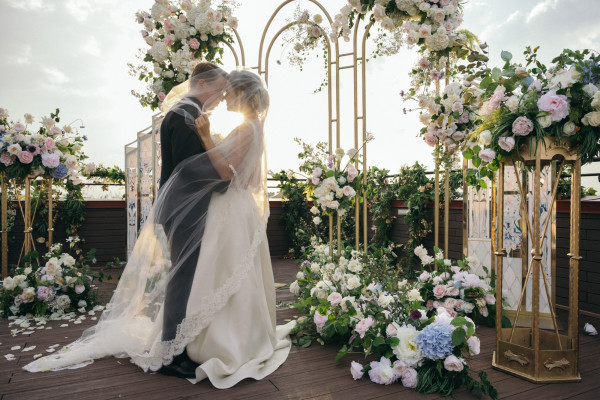 Любовь как вдохновение: свадьба в Санкт-Петербурге