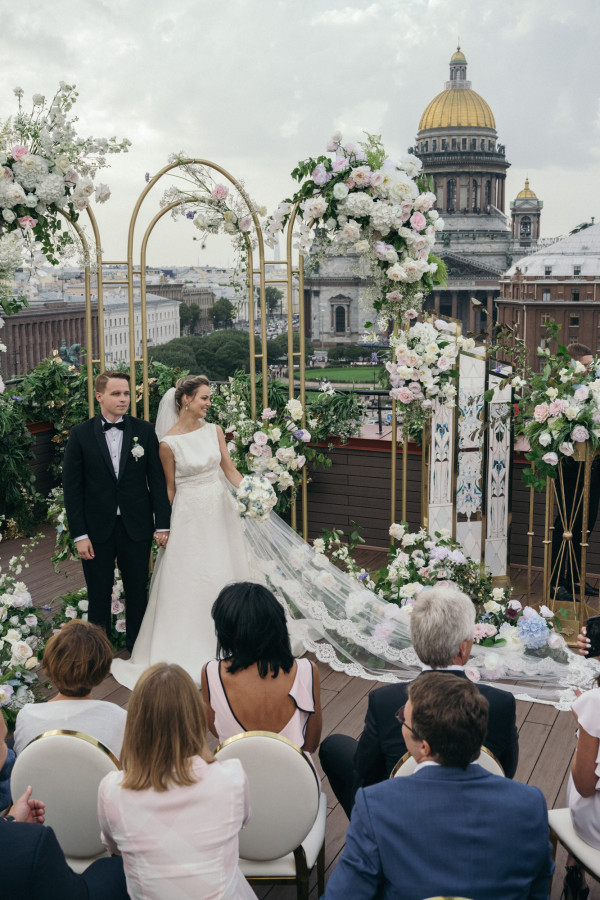 Любовь как вдохновение: свадьба в Санкт-Петербурге