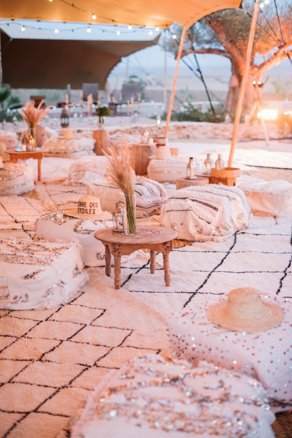 Предсвадебный ужин Дианы и Дениса в пустыне