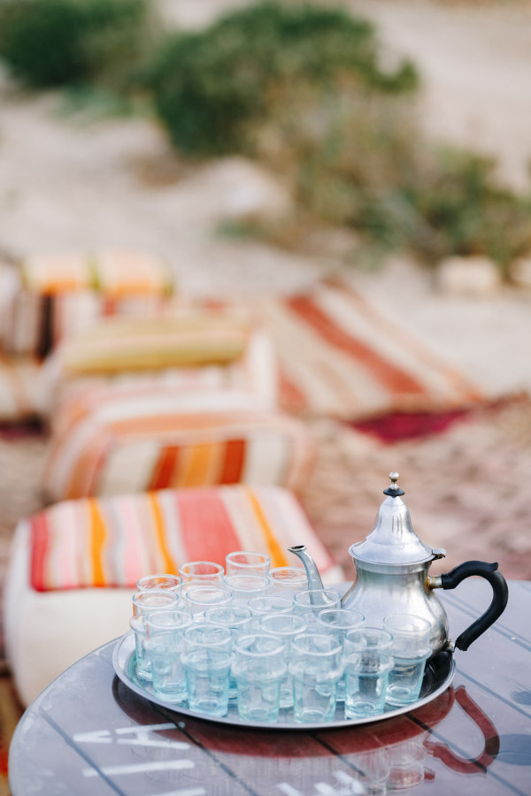 Предсвадебный ужин Дианы и Дениса в пустыне