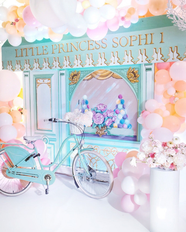 Арт-инсталляции и воздушный декор: интервью с основателем